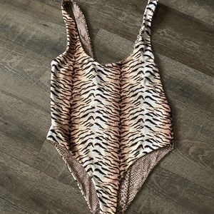 ❌SOLD ON CP❌ Acacia Tiger Palm Springs